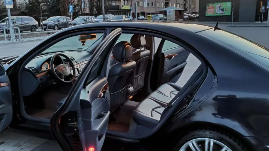 MERCEDES-BENZ E Klasa -