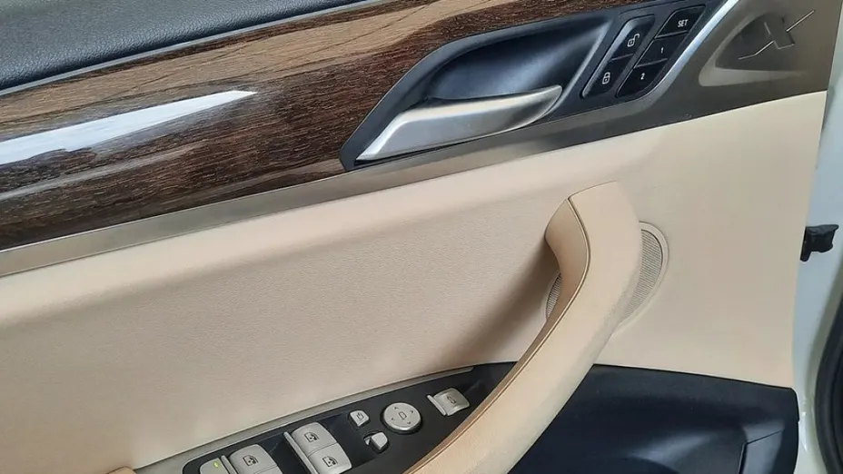 BMW X3 -