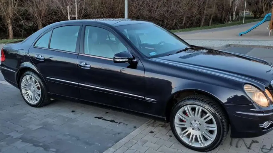 MERCEDES-BENZ E Klasa -
