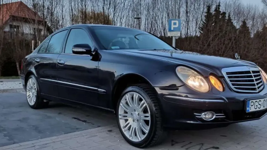 MERCEDES-BENZ E Klasa -