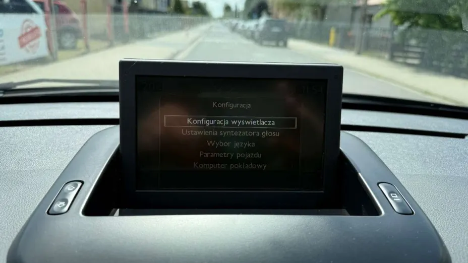 PEUGEOT 3008 -
