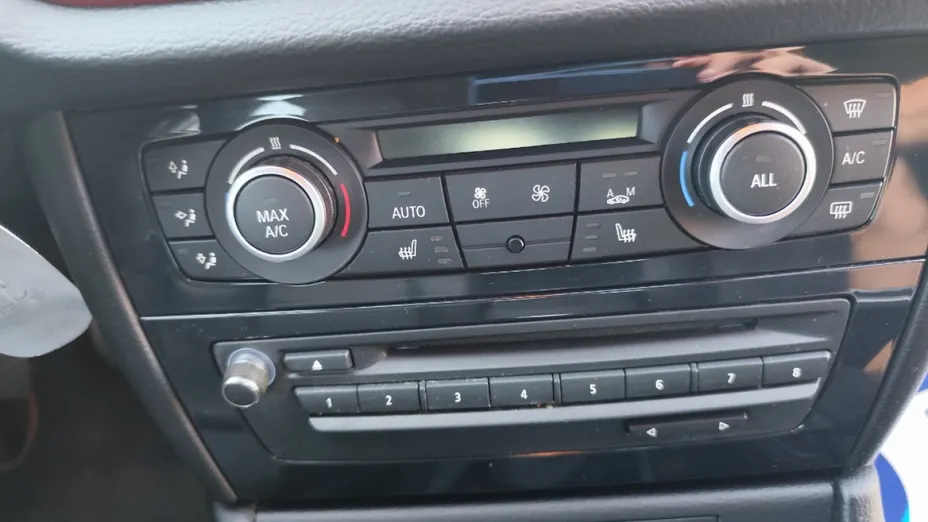 BMW X1 -
