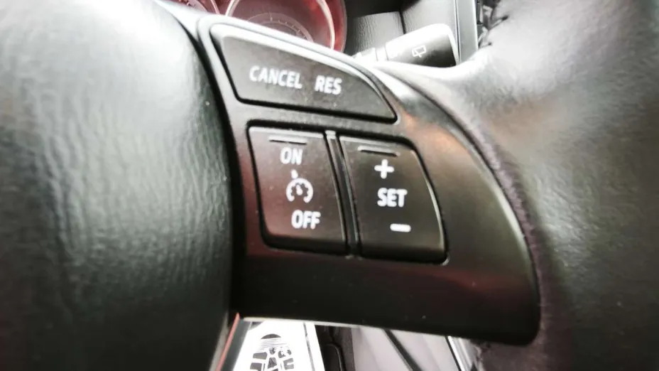MAZDA CX-50 -