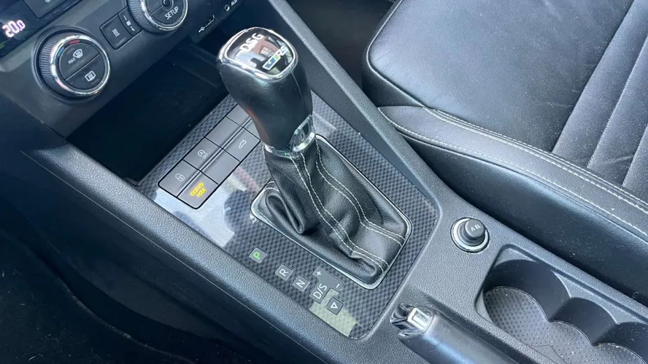 SKODA Octavia -