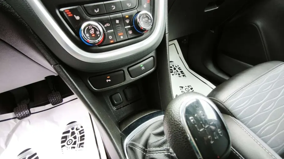 OPEL Mokka -