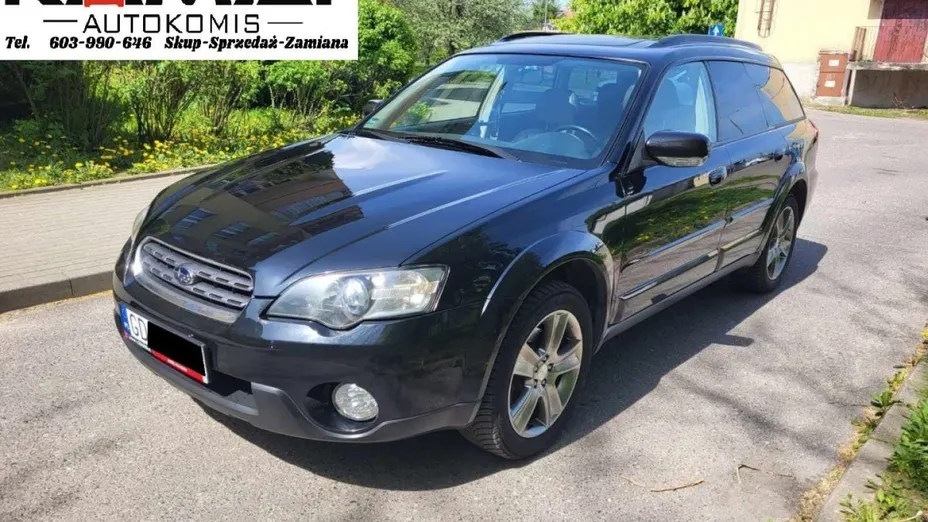 SUBARU Outback -