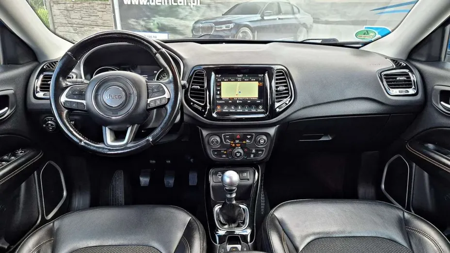 JEEP Compass -