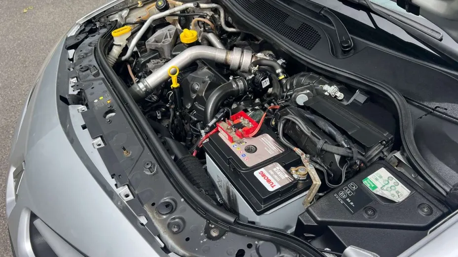 RENAULT Megane -