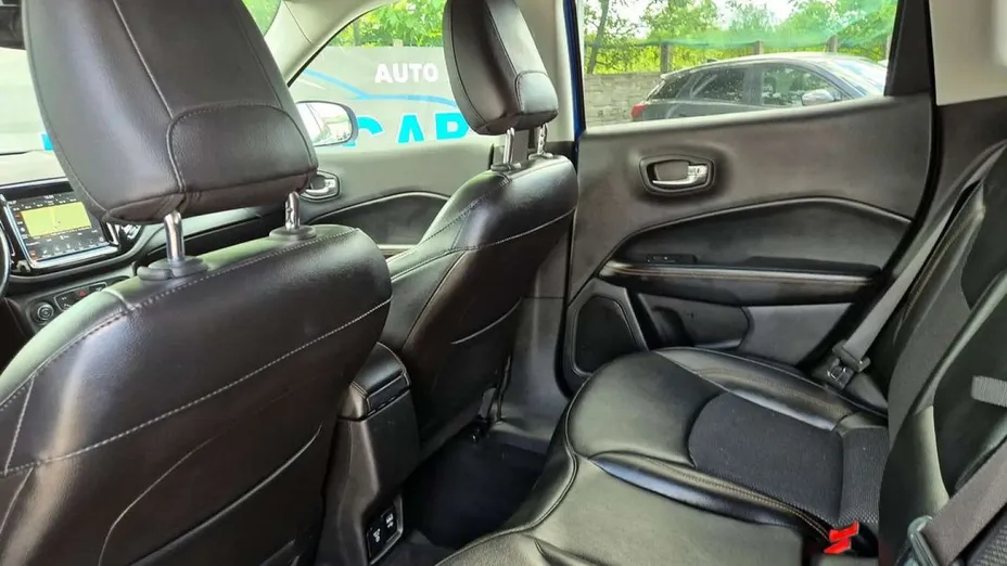 JEEP Compass -