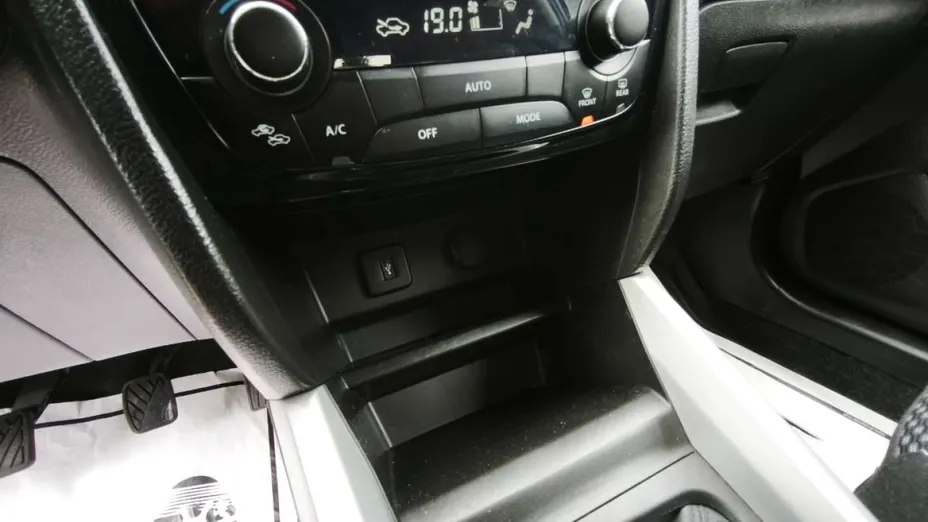 SUZUKI Vitara -