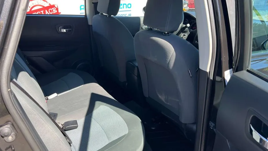 NISSAN Qashqai -