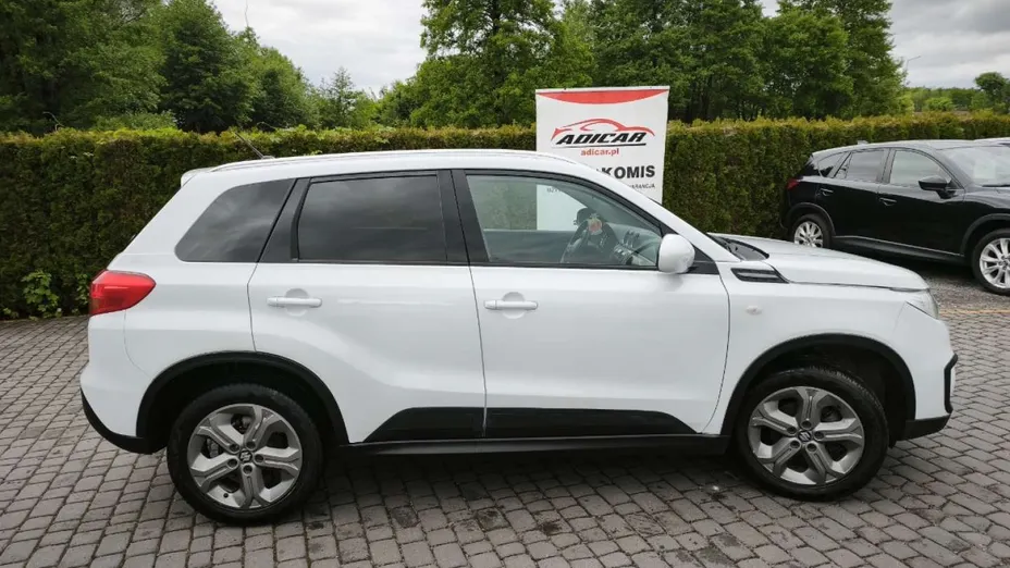 SUZUKI Vitara -
