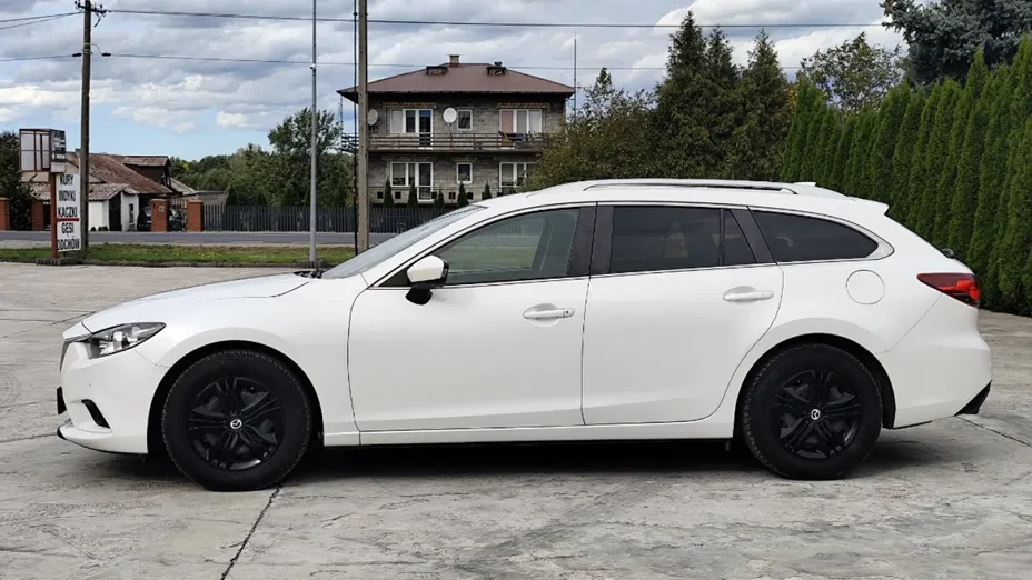 MAZDA 6 -