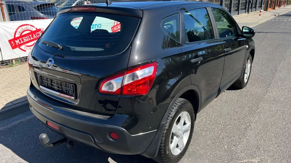 NISSAN Qashqai -