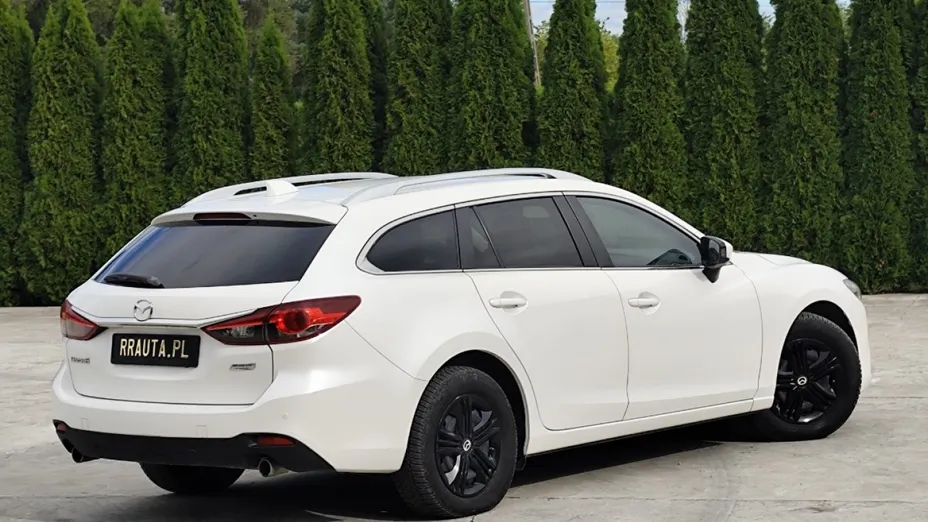 MAZDA 6 -