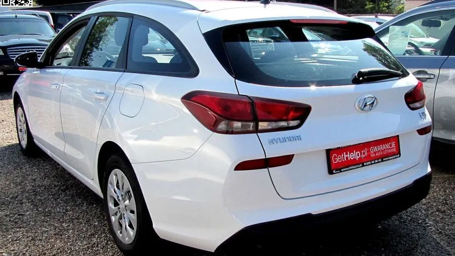 HYUNDAI i30 -