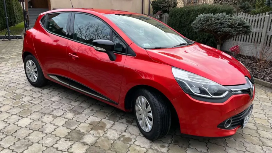 RENAULT Clio -