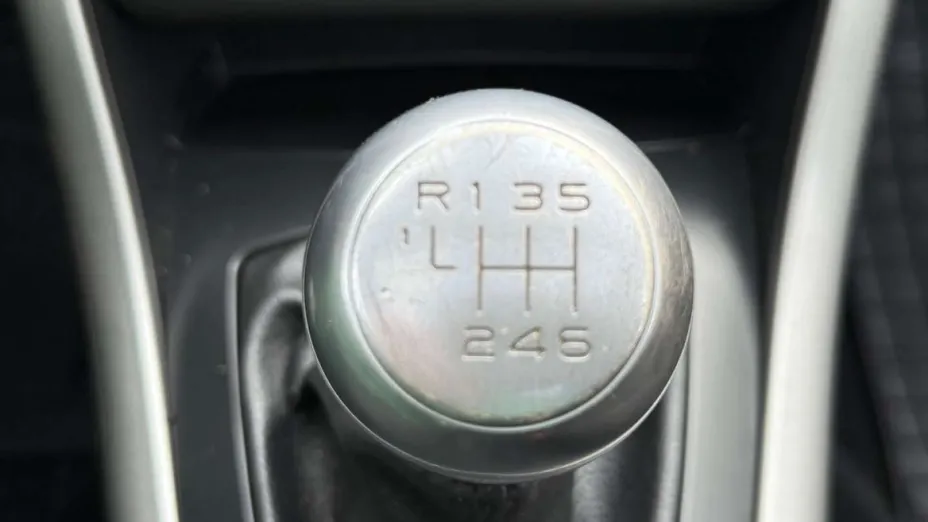 PEUGEOT 308 -