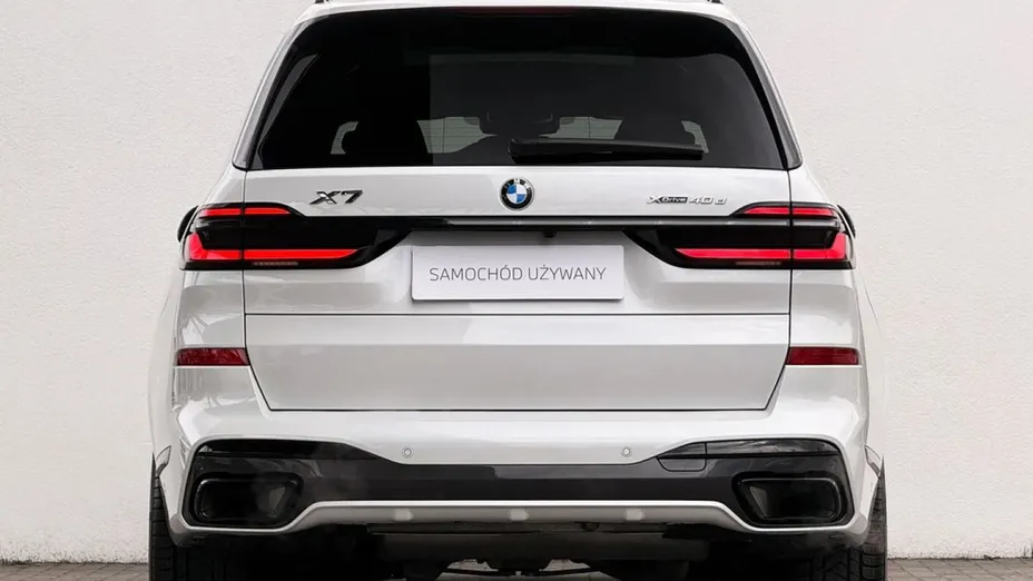 BMW X7 -