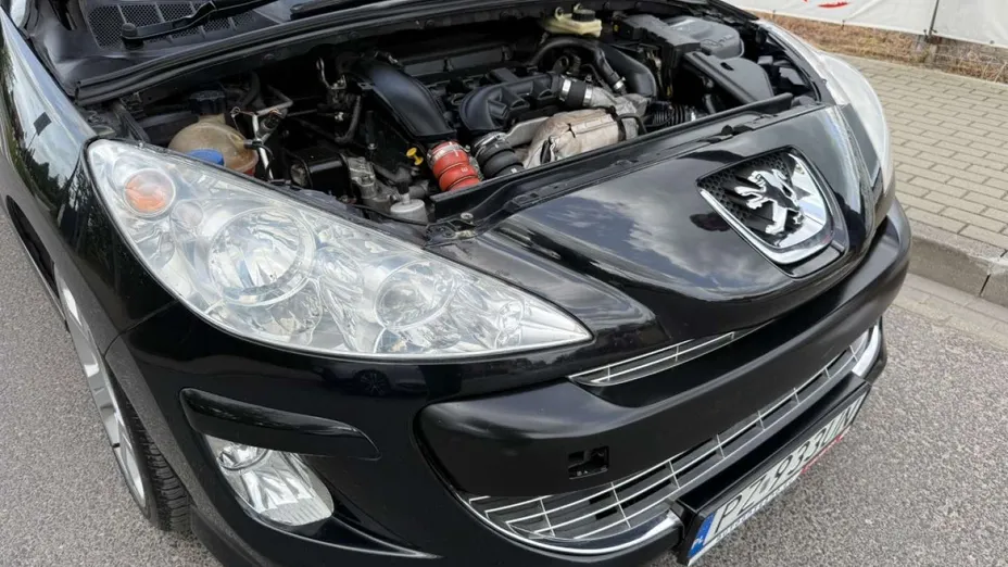 PEUGEOT 308 -