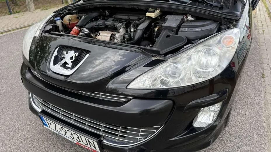 PEUGEOT 308 -