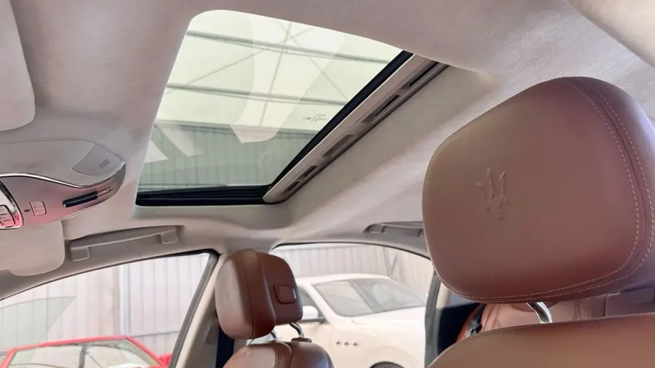 MASERATI Ghibli -