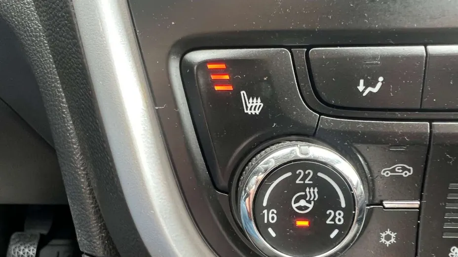 OPEL Mokka -