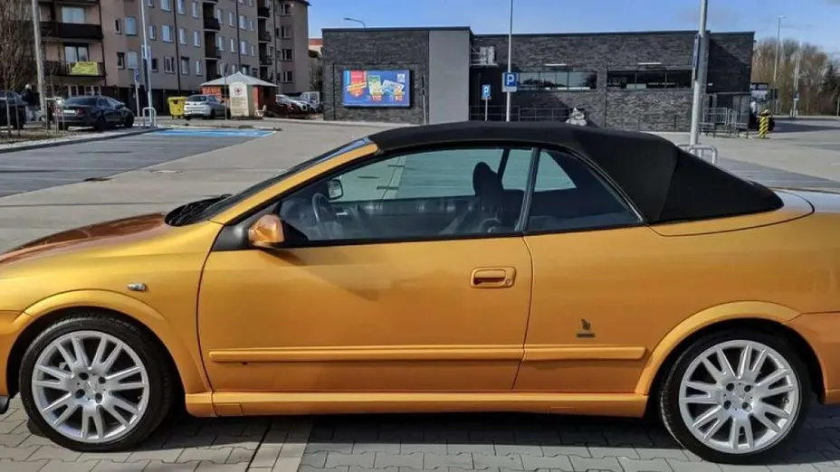 OPEL Astra -