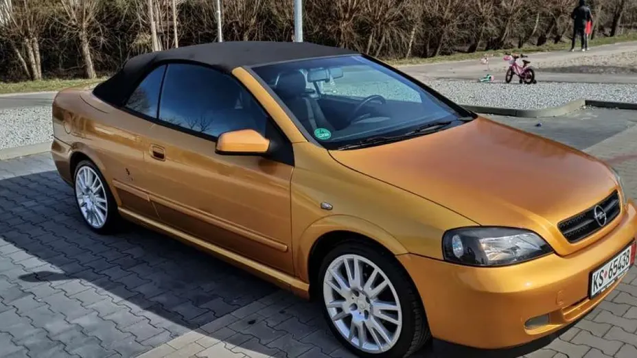 OPEL Astra -