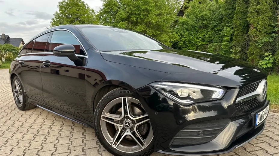 MERCEDES-BENZ CLA -