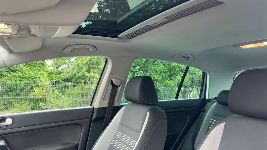 VOLKSWAGEN Golf Plus -