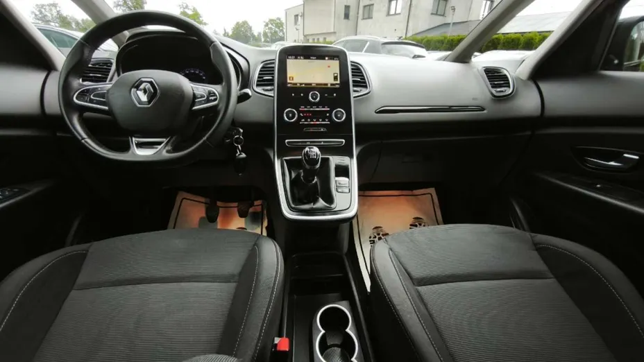 RENAULT Grand Scenic -