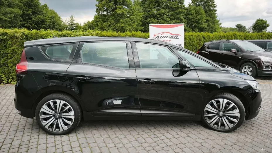 RENAULT Grand Scenic -