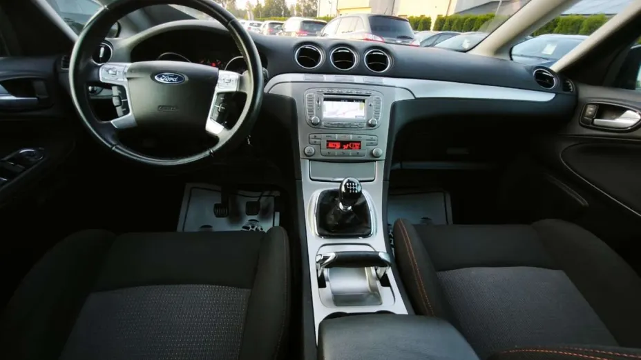 FORD S-MAX -