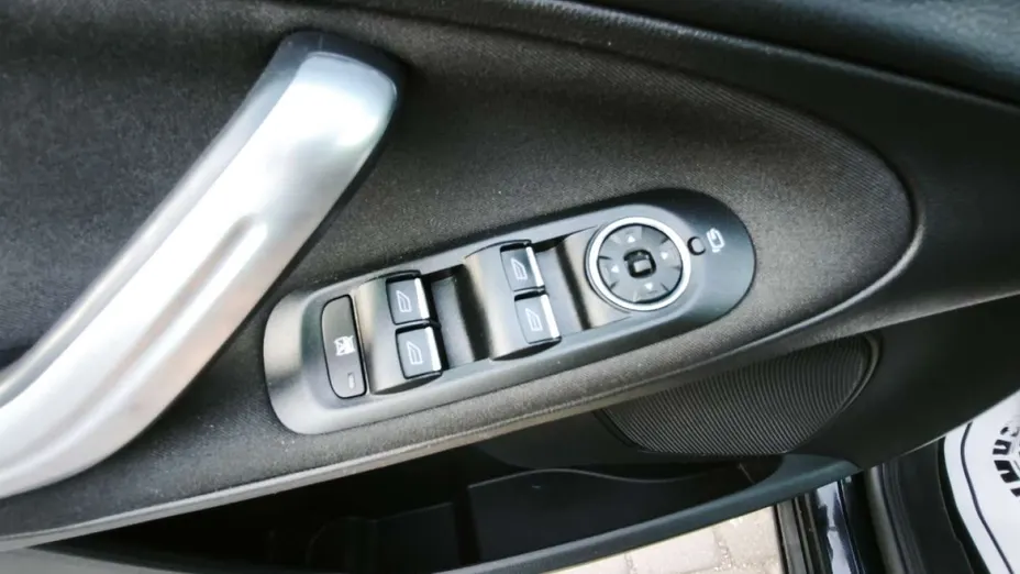 FORD S-MAX -