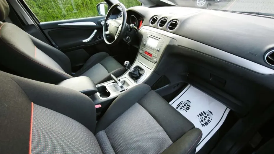 FORD S-MAX -