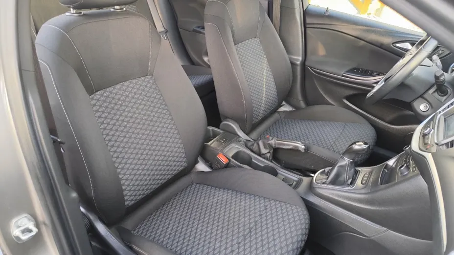 OPEL Astra -