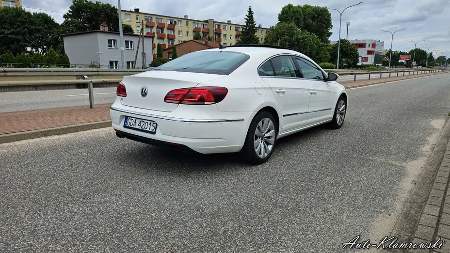 VOLKSWAGEN CC -
