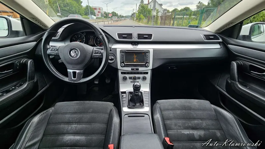 VOLKSWAGEN CC -