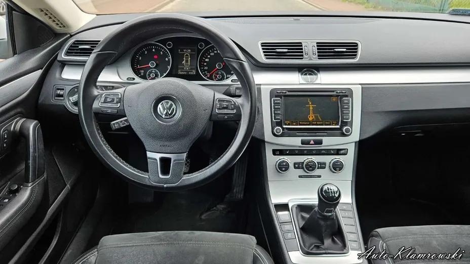 VOLKSWAGEN CC -