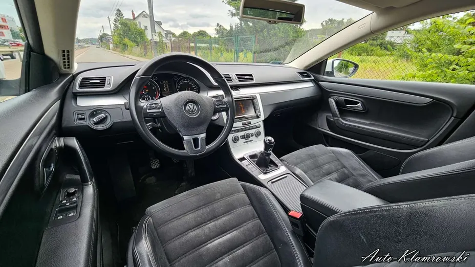 VOLKSWAGEN CC -