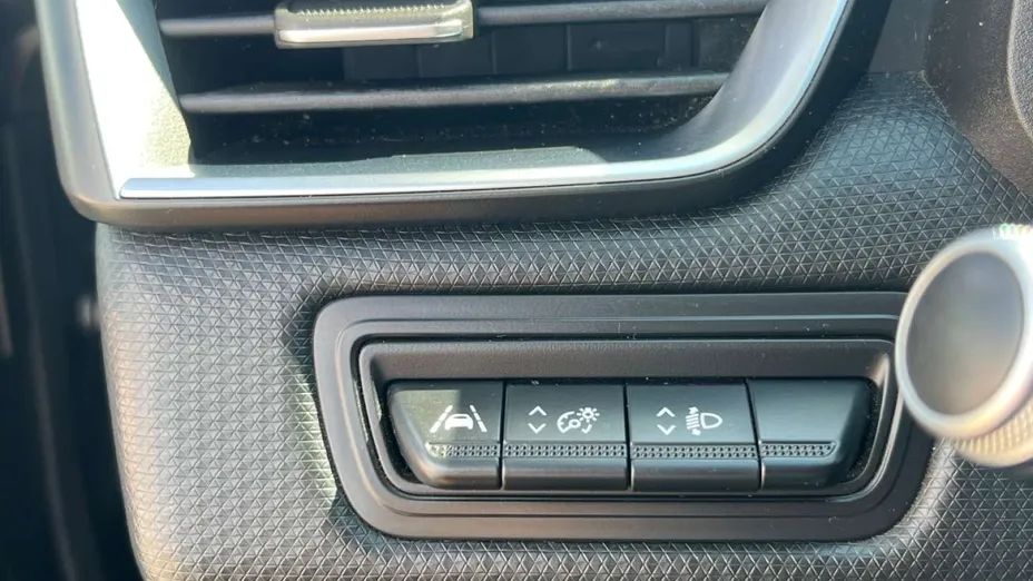 RENAULT Clio -