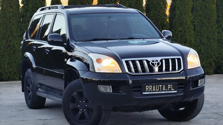TOYOTA Land Cruiser -