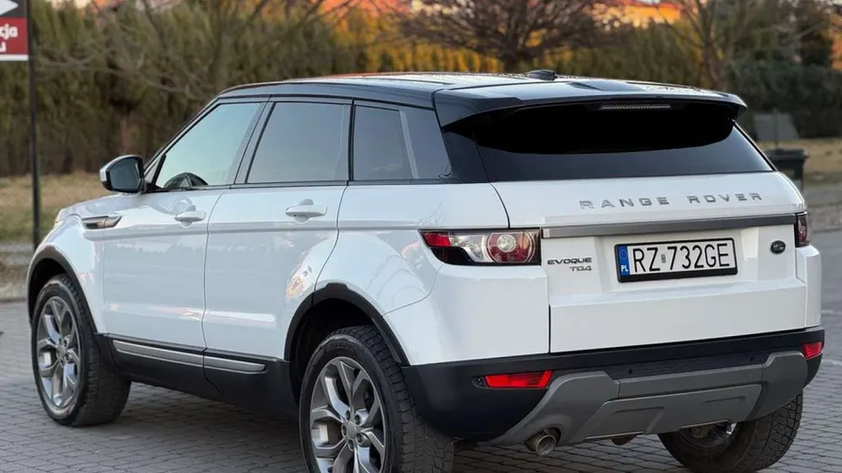 LAND ROVER Range Rover Evoque -