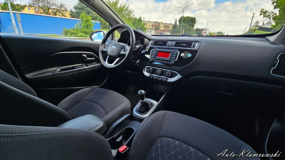 KIA Rio -