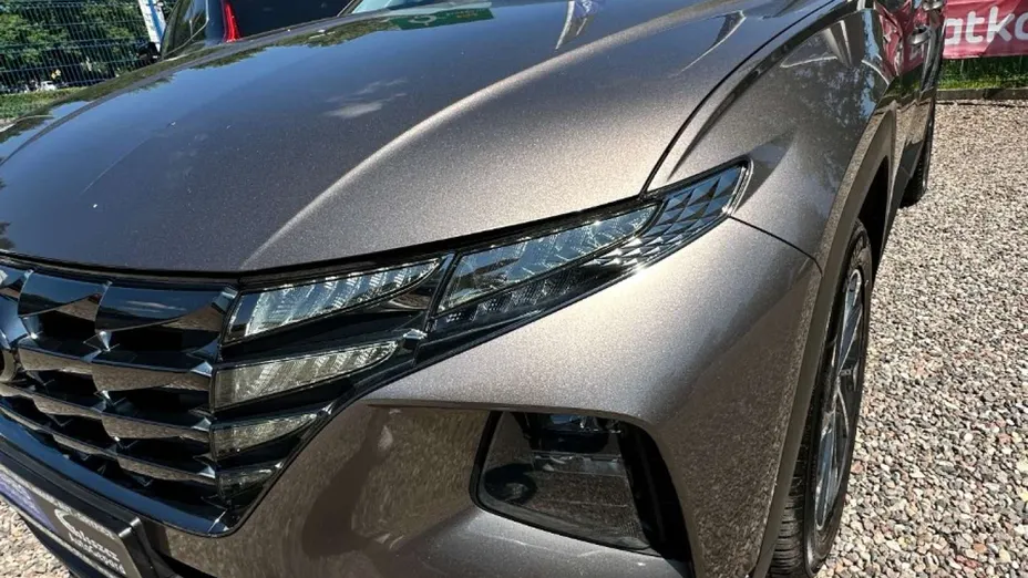 HYUNDAI Tucson -