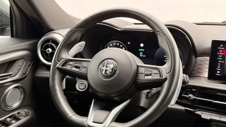 ALFA ROMEO Tonale -