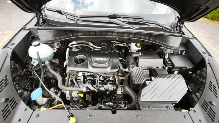 HYUNDAI Tucson -