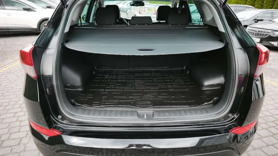 HYUNDAI Tucson -