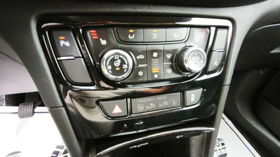 OPEL Mokka -